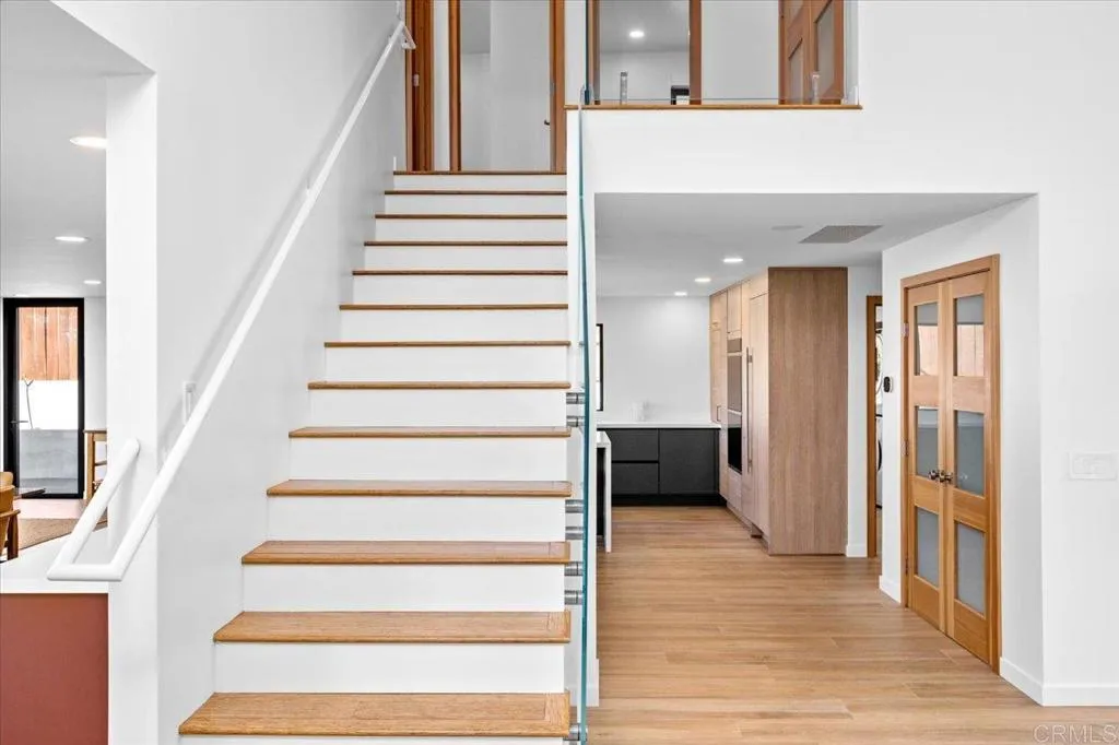 https://cdn.realtyfeed.com/cdn/127/306666533/ce17b972db24d6f6e194f9460cdd06eb.webp