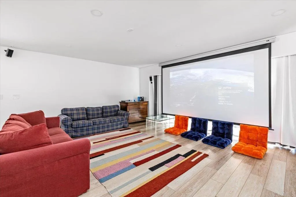 https://cdn.realtyfeed.com/cdn/127/306666533/f3297e0637d096dbabc411f574170a68.webp