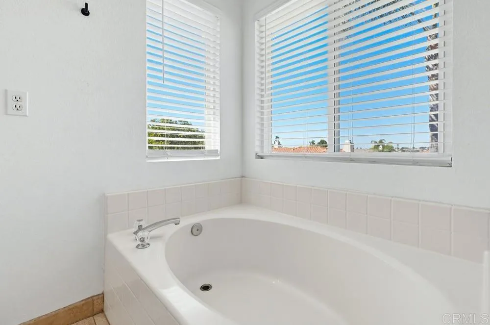 Photo #35: PTP2601973 Listing: Photo #35