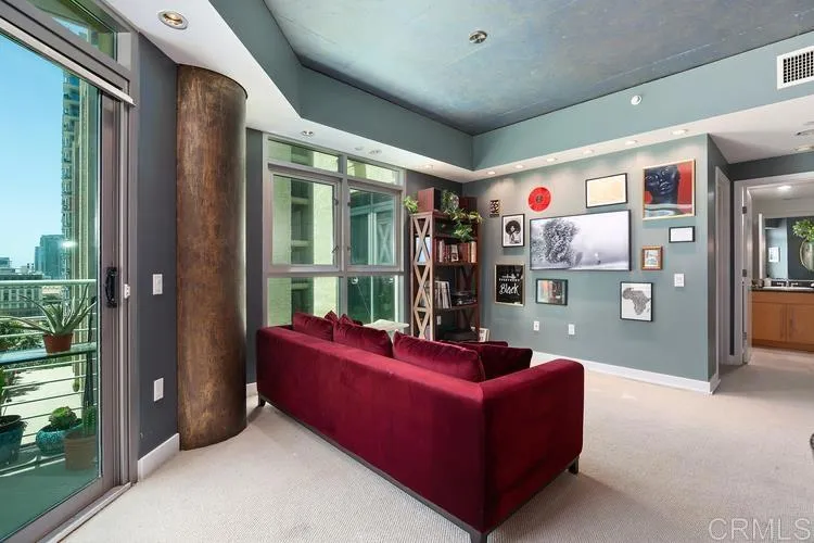 https://cdn.realtyfeed.com/cdn/127/306666606/28ec9bc1aea0fff225cfaaffa0970d58.webp