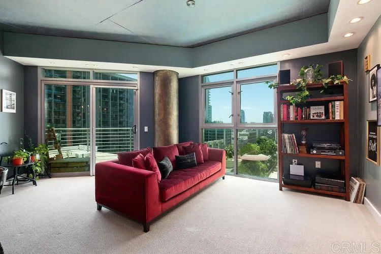 https://cdn.realtyfeed.com/cdn/127/306666606/3cc4cf123600504ffec869719cc9c510.webp