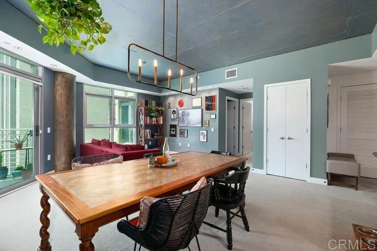 https://cdn.realtyfeed.com/cdn/127/306666606/41ce12fed12d6452e3e25cc8f68df2f4.webp