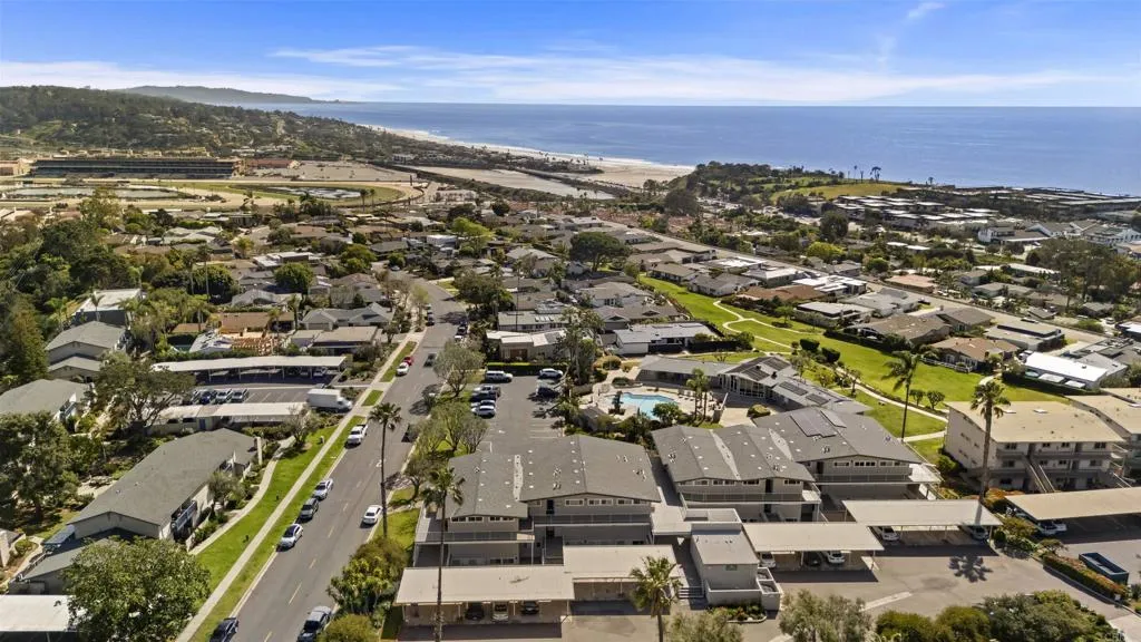 https://cdn.realtyfeed.com/cdn/127/306666626/1957a75c8cdd72d16f885f936c8eff4b.webp