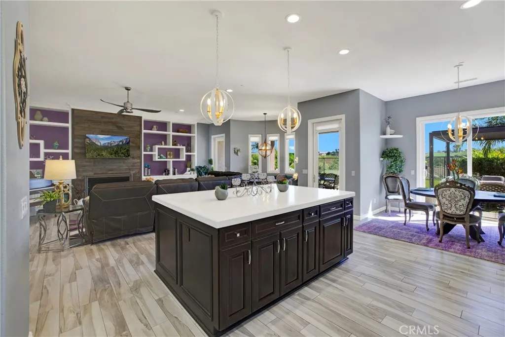 https://cdn.realtyfeed.com/cdn/127/306666651/21fe04a3ab416119861bbab6f9be9c19.webp