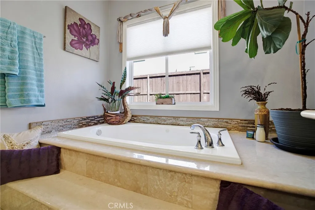 https://cdn.realtyfeed.com/cdn/127/306666651/63610c44e201da33191f305d24242036.webp