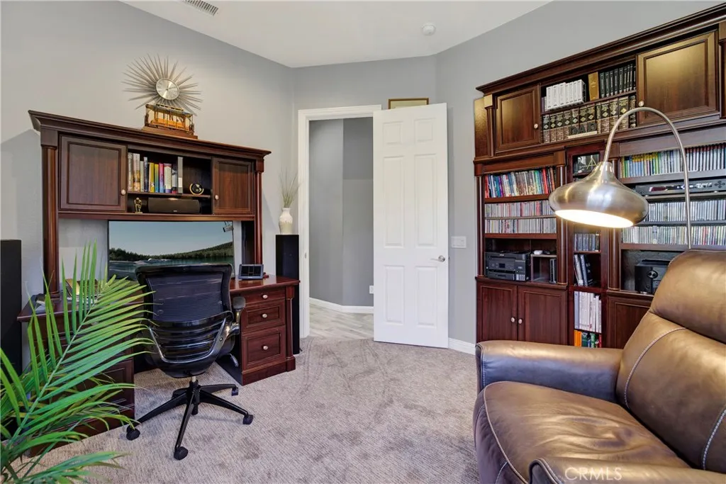https://cdn.realtyfeed.com/cdn/127/306666651/65c973516b2549332e0938f8ea4cead9.webp