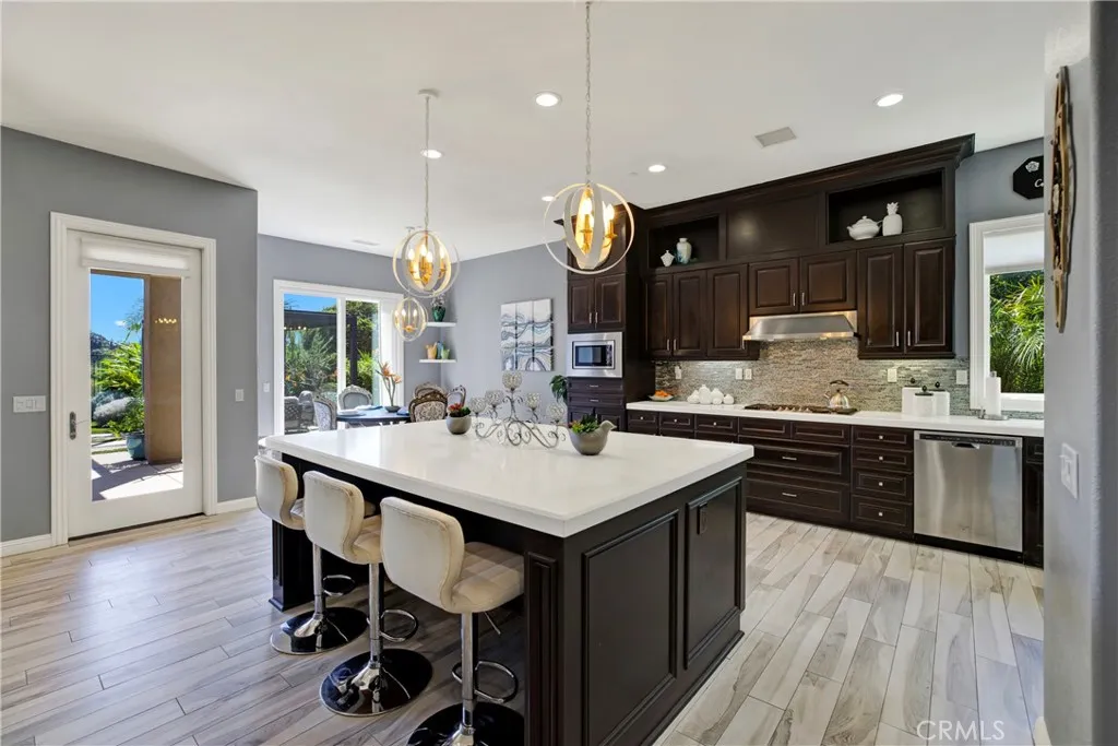 https://cdn.realtyfeed.com/cdn/127/306666651/73b244ff950e1c8e2f8295472e532fb8.webp