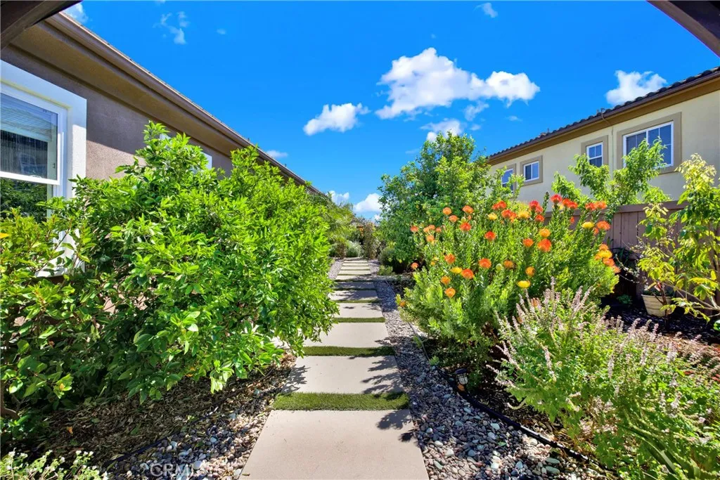 https://cdn.realtyfeed.com/cdn/127/306666651/f865718856ea1c7ac3ee0ef3105602da.webp