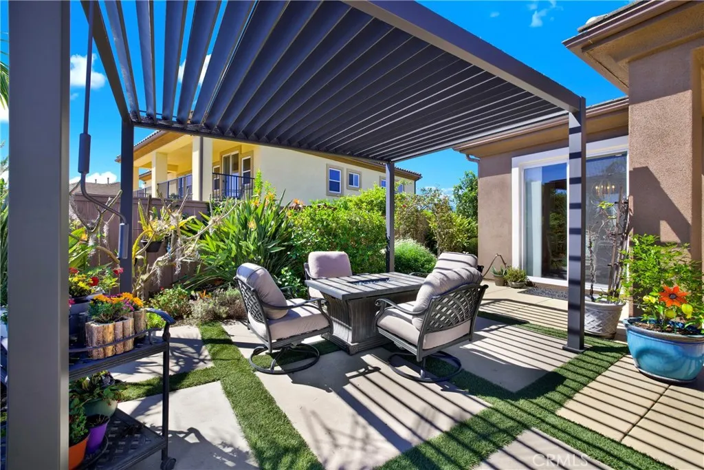 https://cdn.realtyfeed.com/cdn/127/306666651/fa88d0586a7d48c9ccf9b2f19433ef2d.webp