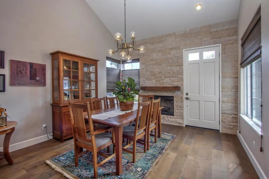 1684 Robin Place, Carlsbad, CA, 92011