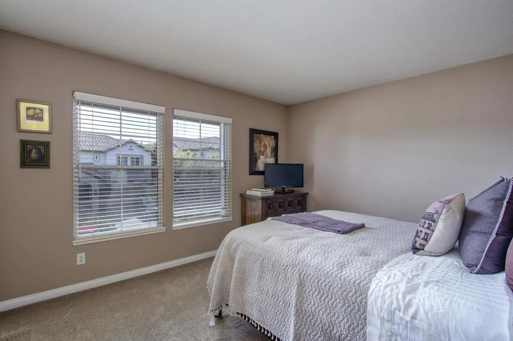 1684 Robin Place, Carlsbad, CA, 92011