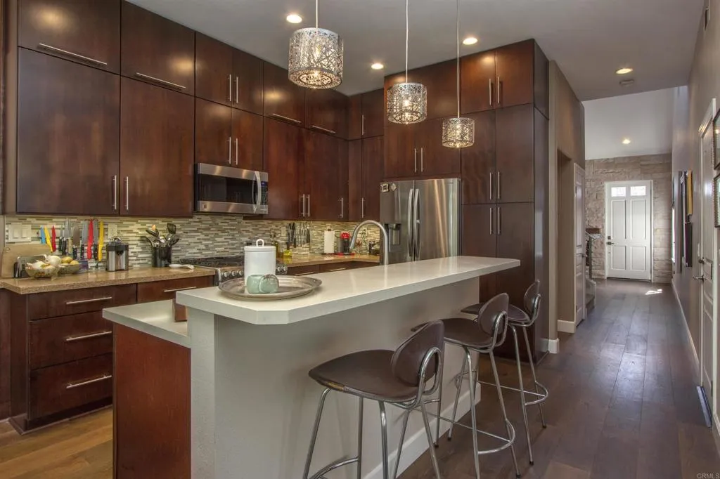 1684 Robin Place, Carlsbad, CA, 92011