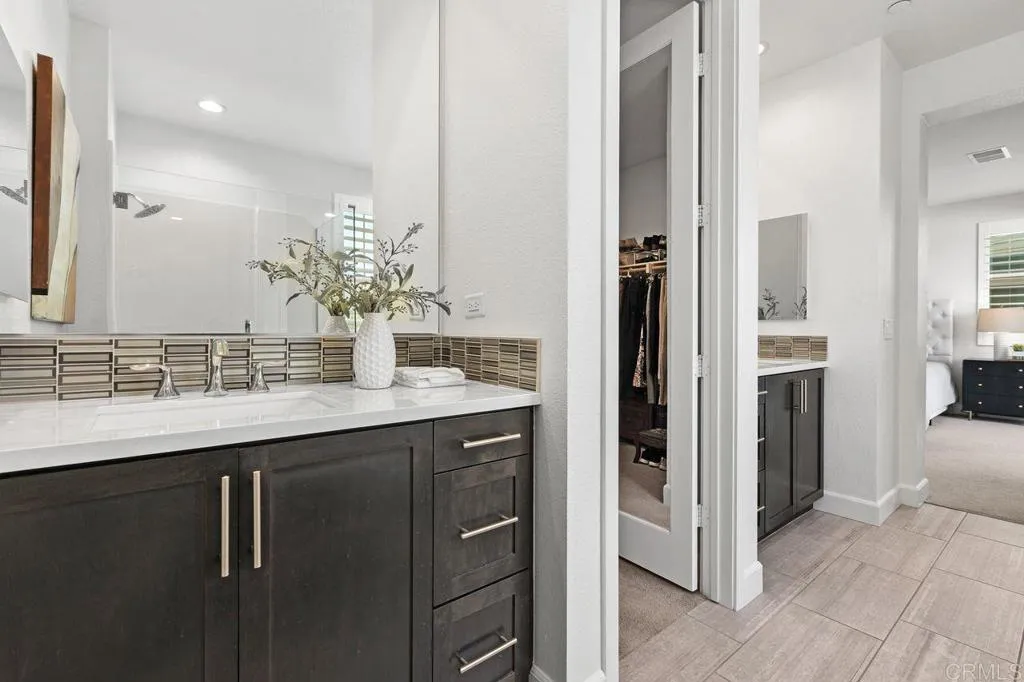 https://cdn.realtyfeed.com/cdn/127/306666725/50fd038d469e376dd188f9dc632d129a.webp