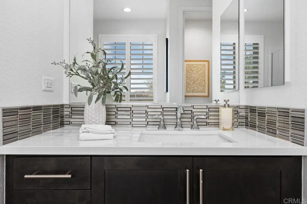 https://cdn.realtyfeed.com/cdn/127/306666725/723fb96c67595e085813cff66074a2cc.webp