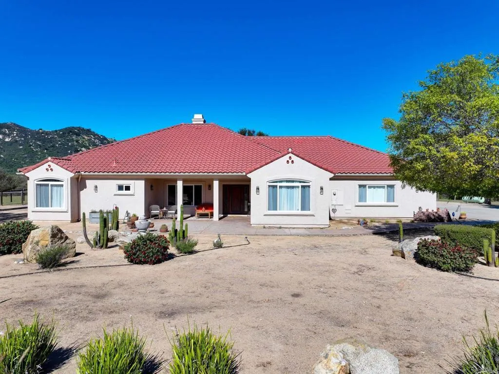 https://cdn.realtyfeed.com/cdn/127/306666730/8a0c1c96ed02a273e2c68c0dd87a23f7.webp