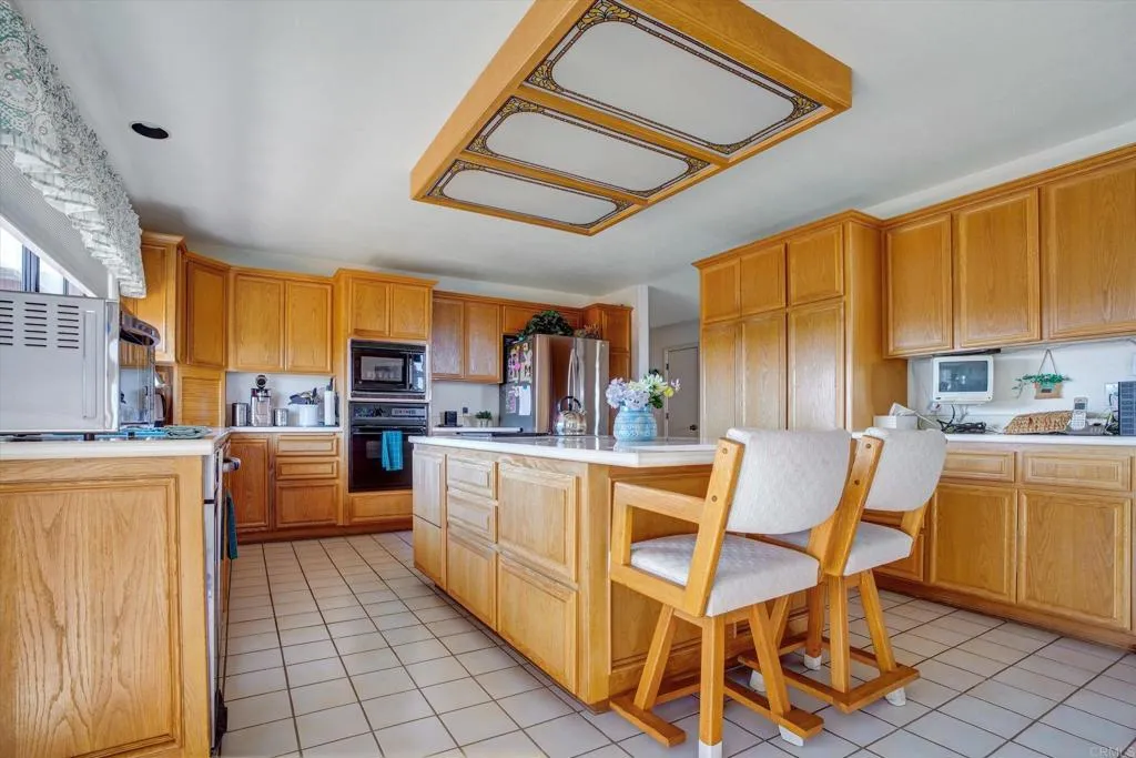 https://cdn.realtyfeed.com/cdn/127/306666764/33175336aae280c079536d9cf0465167.webp