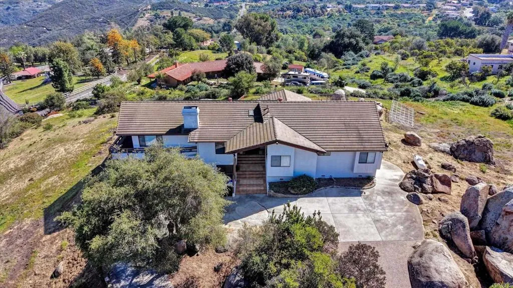 https://cdn.realtyfeed.com/cdn/127/306666764/366ed68bae9a21123aef653a3390c31d.webp