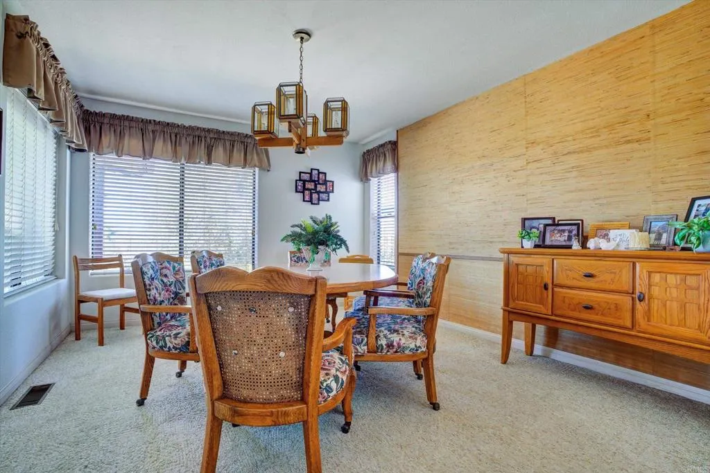 https://cdn.realtyfeed.com/cdn/127/306666764/438041167ccbc7709634e2d171ab3543.webp