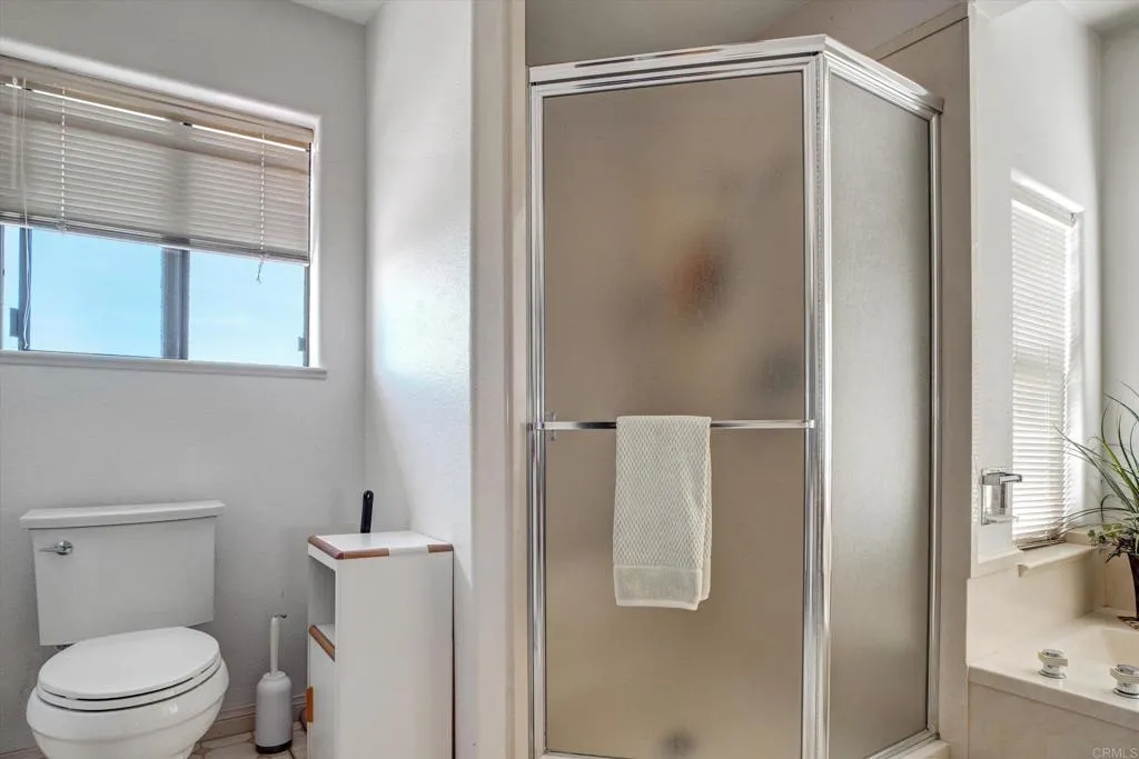 https://cdn.realtyfeed.com/cdn/127/306666764/719c7a3f44482f0e9f96565a65b219d9.webp