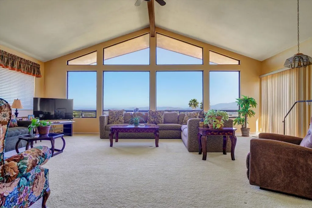https://cdn.realtyfeed.com/cdn/127/306666764/e70925442bf990e6f8ae2c2904c617c6.webp