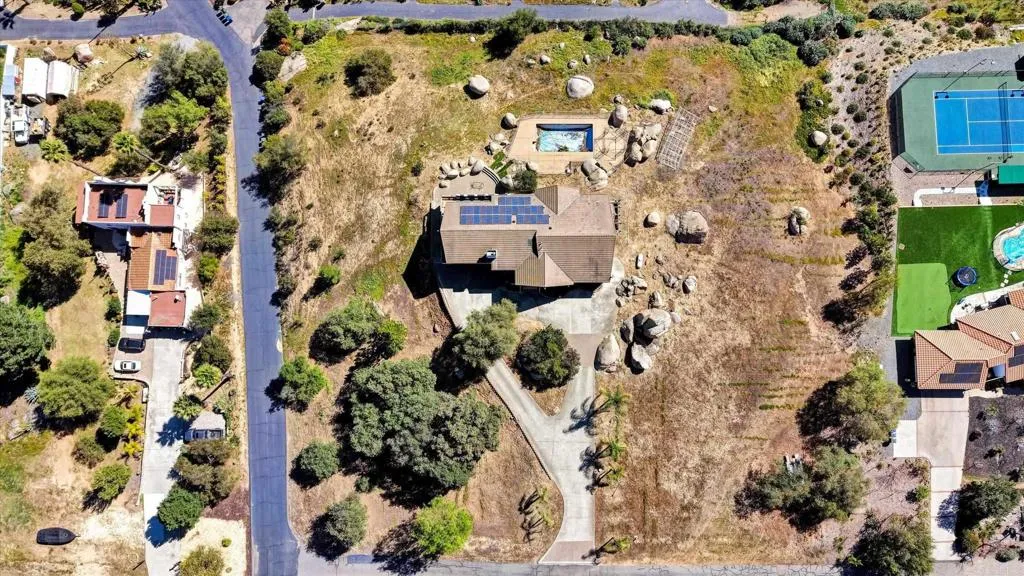 https://cdn.realtyfeed.com/cdn/127/306666764/ed25b8e5c02d1e3b5d993cc88f0be709.webp
