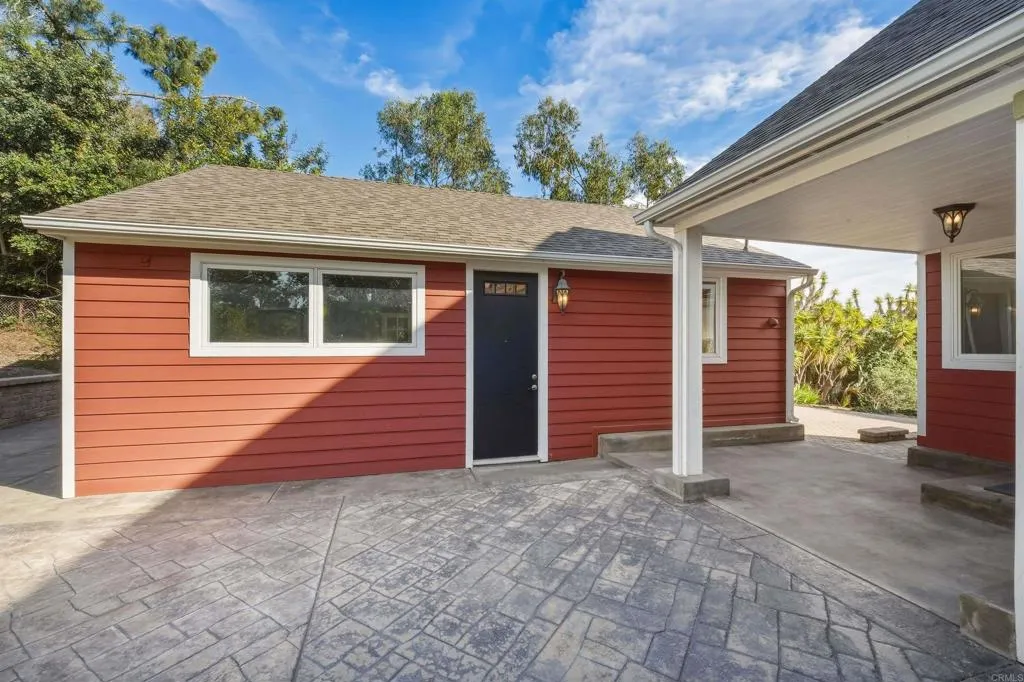 https://cdn.realtyfeed.com/cdn/127/306666802/44e22203346e62a9126dcd9eacd215a3.webp