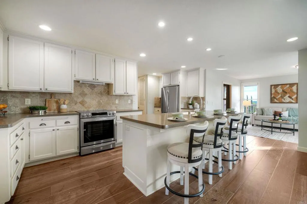 https://cdn.realtyfeed.com/cdn/127/306666802/4a8c61df2bf1a372ea14dbb9a7ac0adc.webp