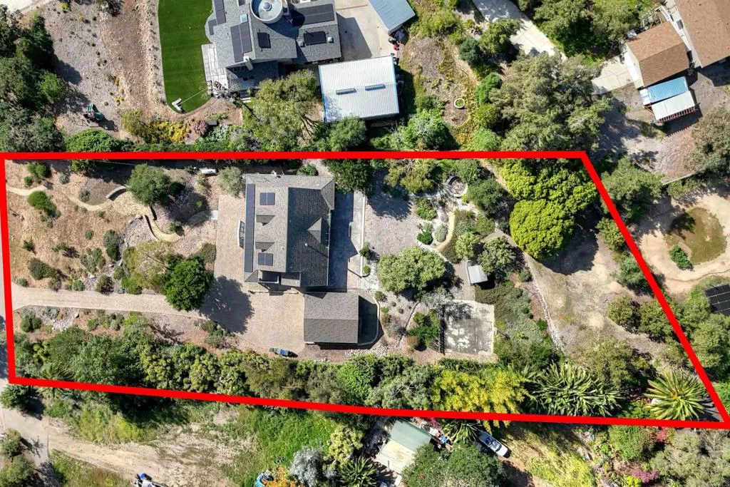 https://cdn.realtyfeed.com/cdn/127/306666802/7eaa2510f42f53f929af0459cf6be68b.webp