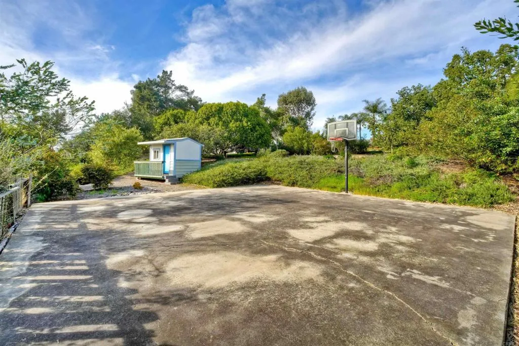 https://cdn.realtyfeed.com/cdn/127/306666802/819084d579f33f3df5a8ba918c56fe07.webp