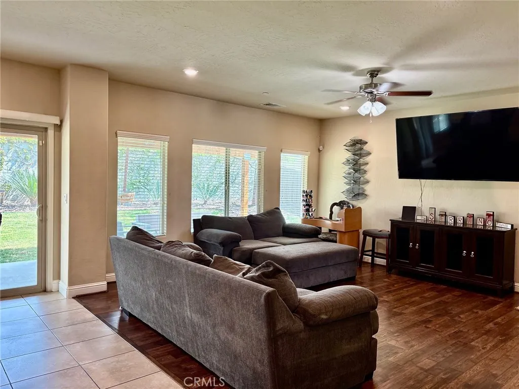 2220 N. Shady Street, Visalia, CA 93291 - Photo 3 of 15, Visalia, CA