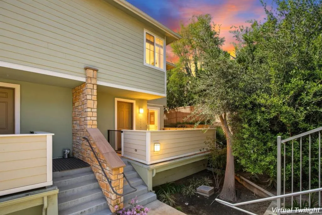 https://cdn.realtyfeed.com/cdn/127/306666887/3f13c0ac4f46b10da11ca4fe8e44c8f6.webp