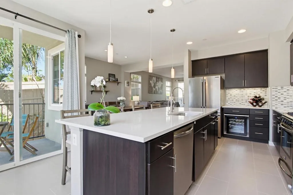 https://cdn.realtyfeed.com/cdn/127/306666887/634ef12c687ff88ac861a80950f1d946.webp