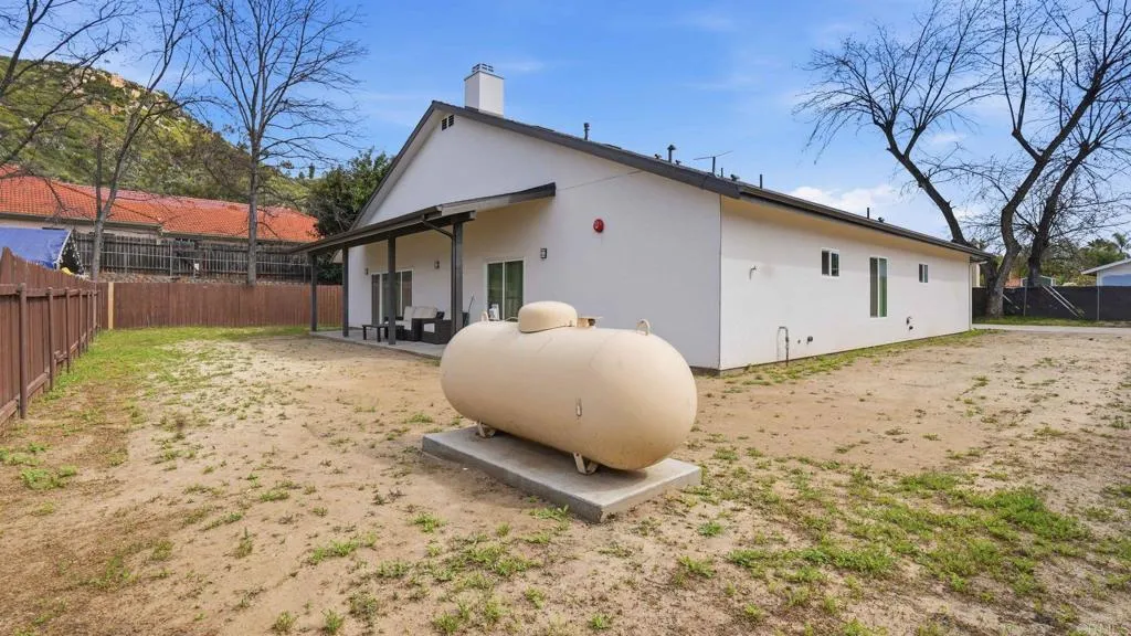 https://cdn.realtyfeed.com/cdn/127/306666929/19996f22d65b16728874c3227cbb863a.webp