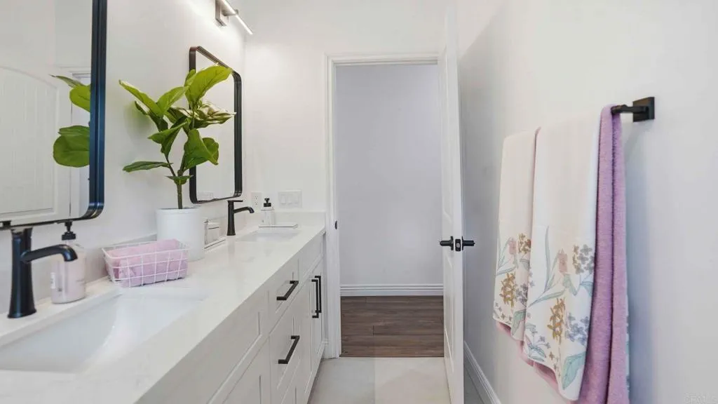https://cdn.realtyfeed.com/cdn/127/306666929/3d6a16486fe3525d73c1c45f605b3c87.webp