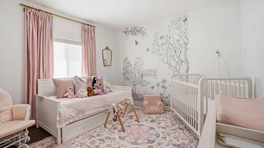 https://cdn.realtyfeed.com/cdn/127/306666929/f454b7b54051460dff2b6b6ac8efed3a.webp