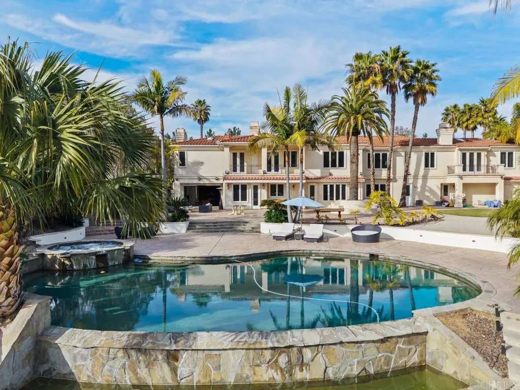 https://cdn.realtyfeed.com/cdn/127/306666965/170d4352f7ec991b07972a073e09fe4f.webp