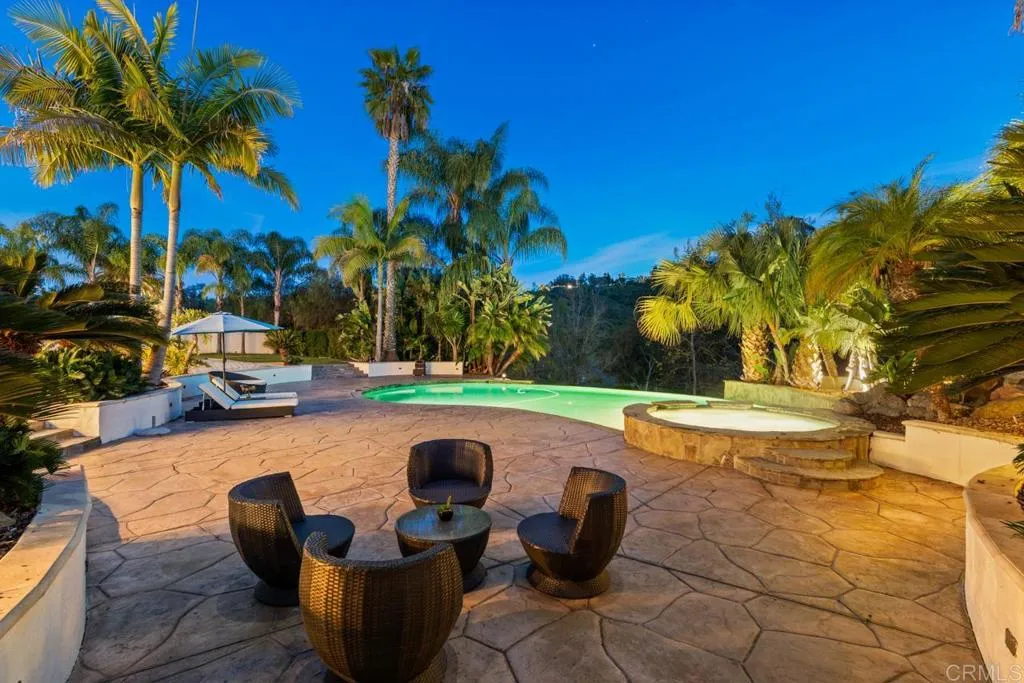 https://cdn.realtyfeed.com/cdn/127/306666965/85ade94027f177dc4b27aa2de06426f1.webp