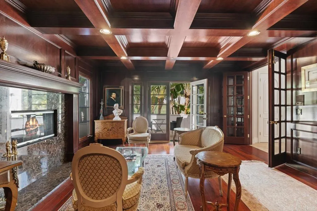 https://cdn.realtyfeed.com/cdn/127/306666965/c125e45f838a70e4b9c5db76e83414f7.webp