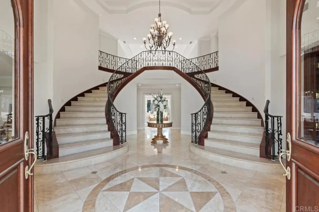 https://cdn.realtyfeed.com/cdn/127/306666965/d0454213896d1730a586e3bcfc656301.webp