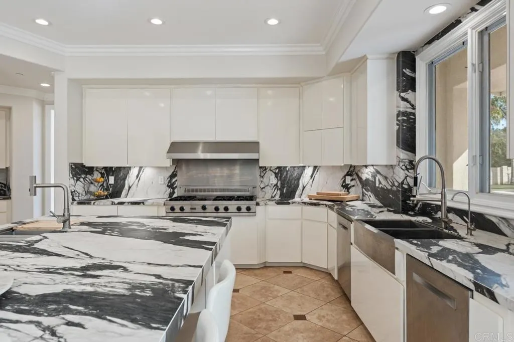 https://cdn.realtyfeed.com/cdn/127/306666965/d1af737361c4222ec4188f5bbcc6624f.webp