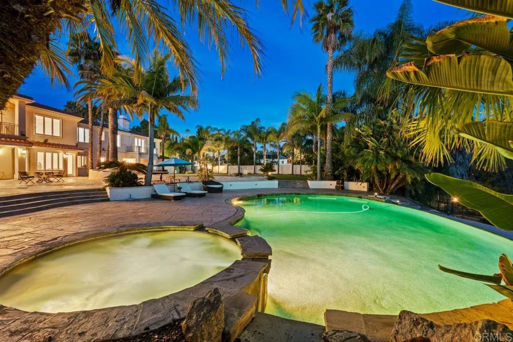 https://cdn.realtyfeed.com/cdn/127/306666965/d297a624859d2472b8d0dd7fa550cc83.webp