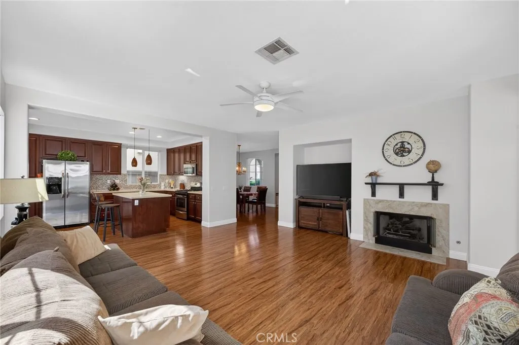 https://cdn.realtyfeed.com/cdn/127/306667022/5c9edbc61a9cf45d6ad5e620689070f2.webp