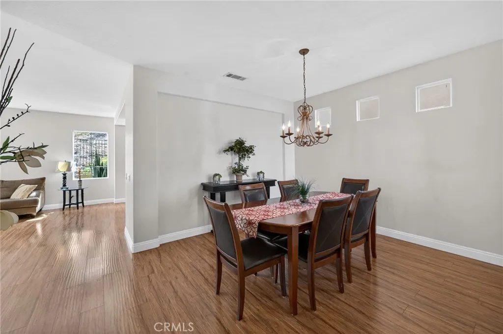 https://cdn.realtyfeed.com/cdn/127/306667022/dbd066400c605c06d95dce9cbbbc9823.webp