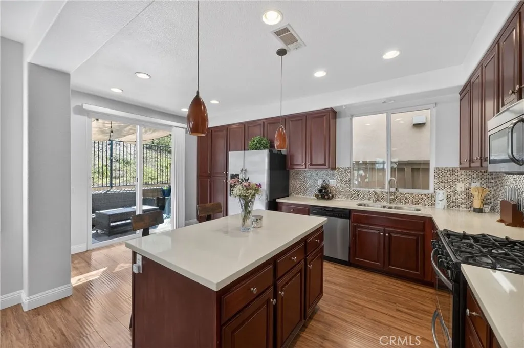 https://cdn.realtyfeed.com/cdn/127/306667022/e489e493d6deea5ca818e3a738bbf0fa.webp