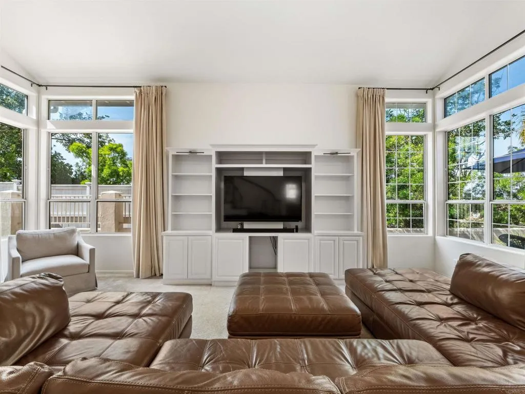 1155 Avenida Azul, San Marcos, CA, 92069