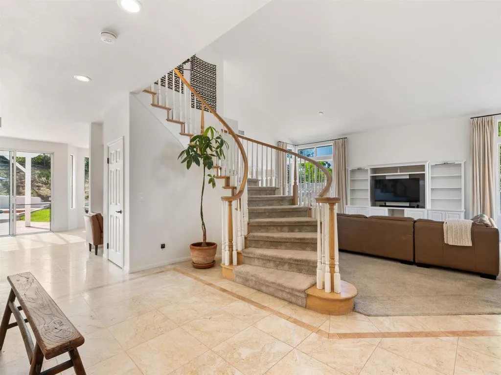 1155 Avenida Azul, San Marcos, CA, 92069