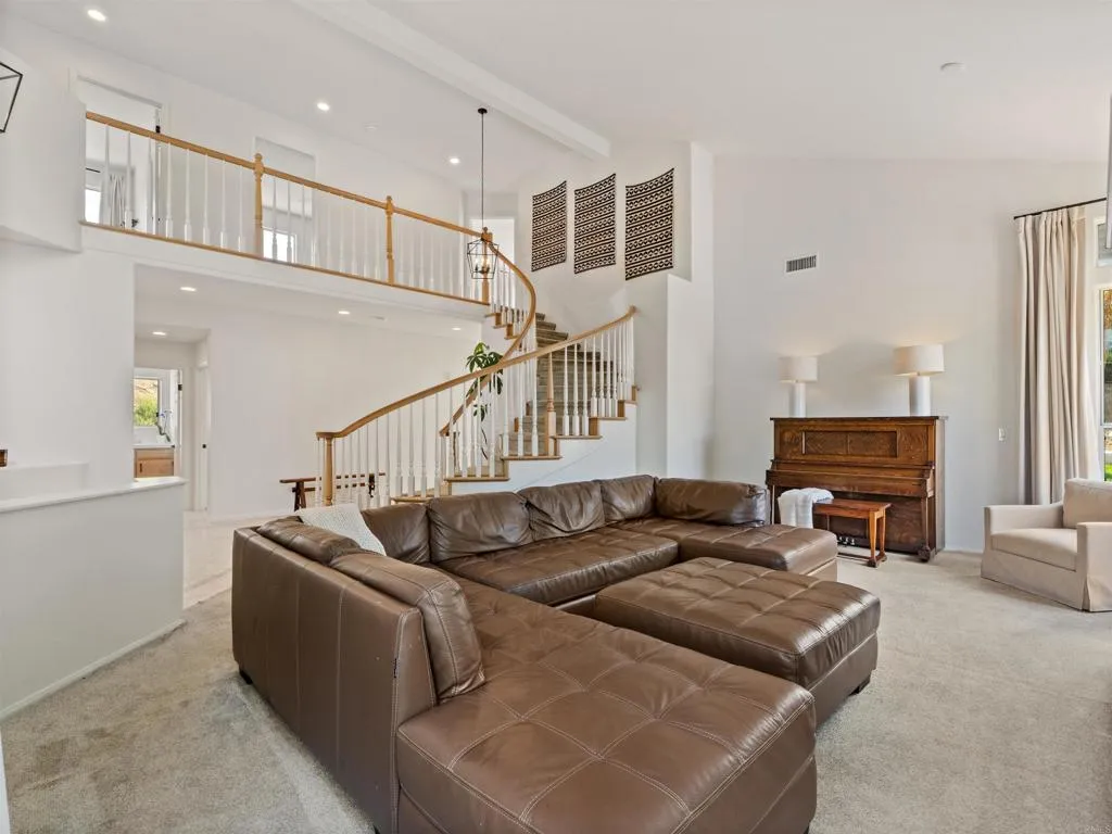 1155 Avenida Azul, San Marcos, CA, 92069