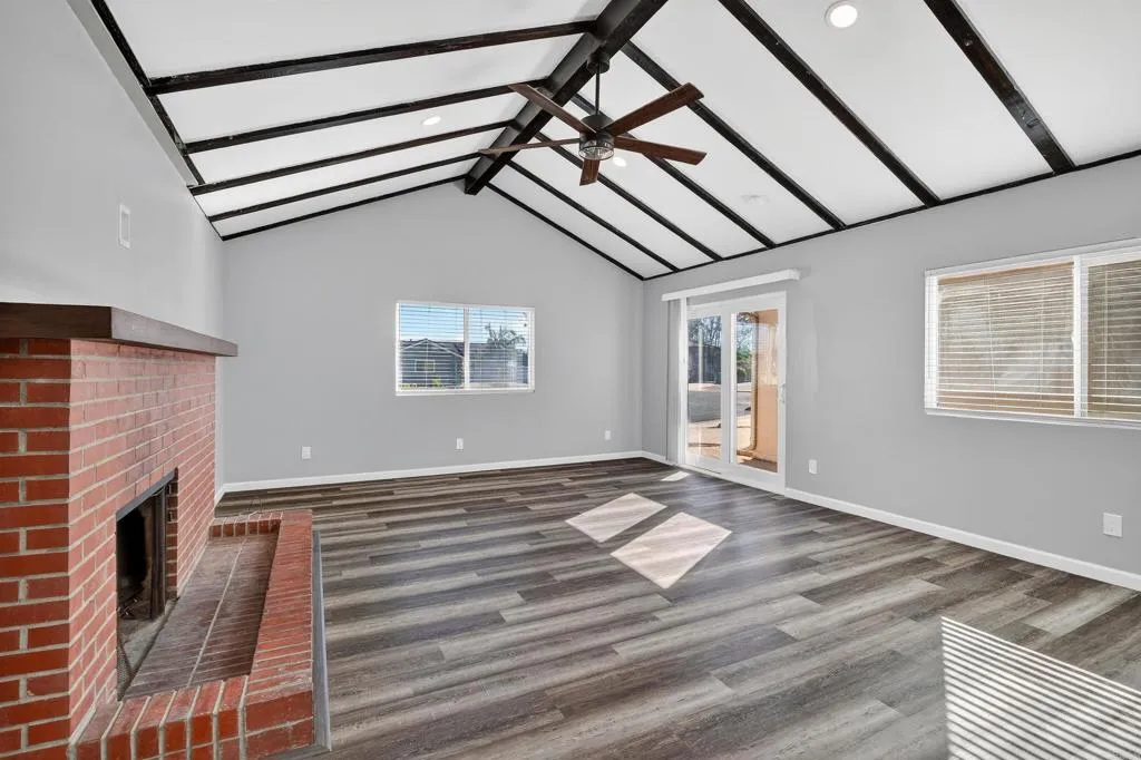 https://cdn.realtyfeed.com/cdn/127/306667063/a79db214e3990492a4abbf98e1917a86.webp