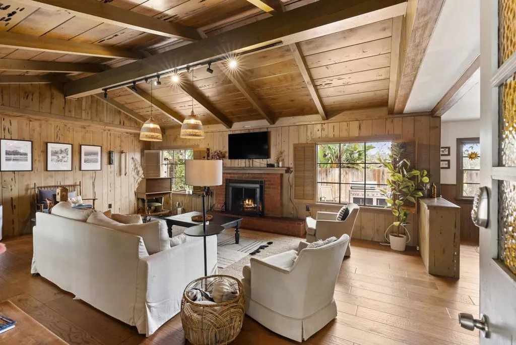 1475 Eolus, Encinitas, CA, 92024