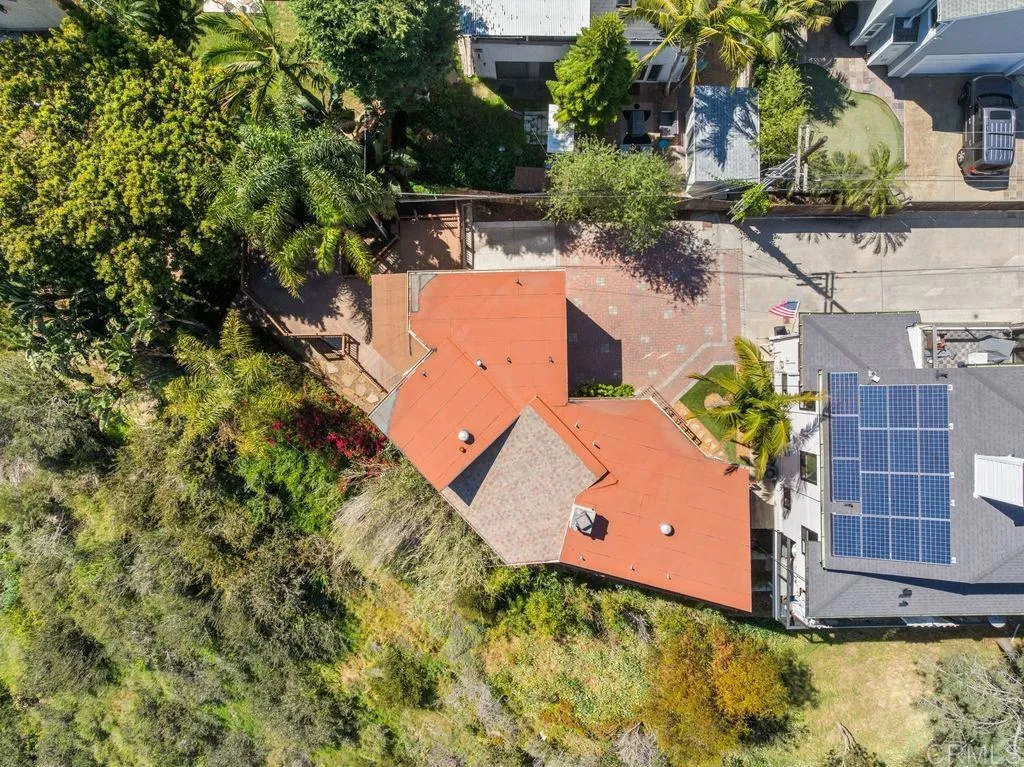 https://cdn.realtyfeed.com/cdn/127/306667271/0004c1d1f0828e88db573d2aca969696.webp